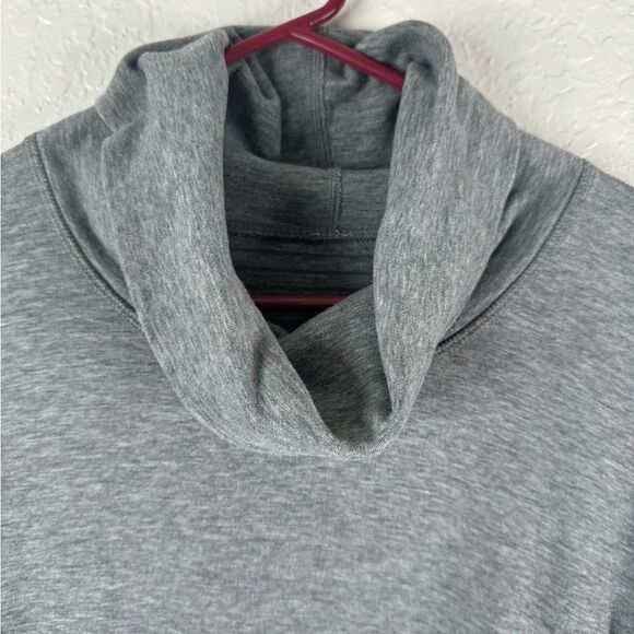 Lululemon Double Up Long Sleeve Reversible Turtleneck Gray - Picture 2 of 10